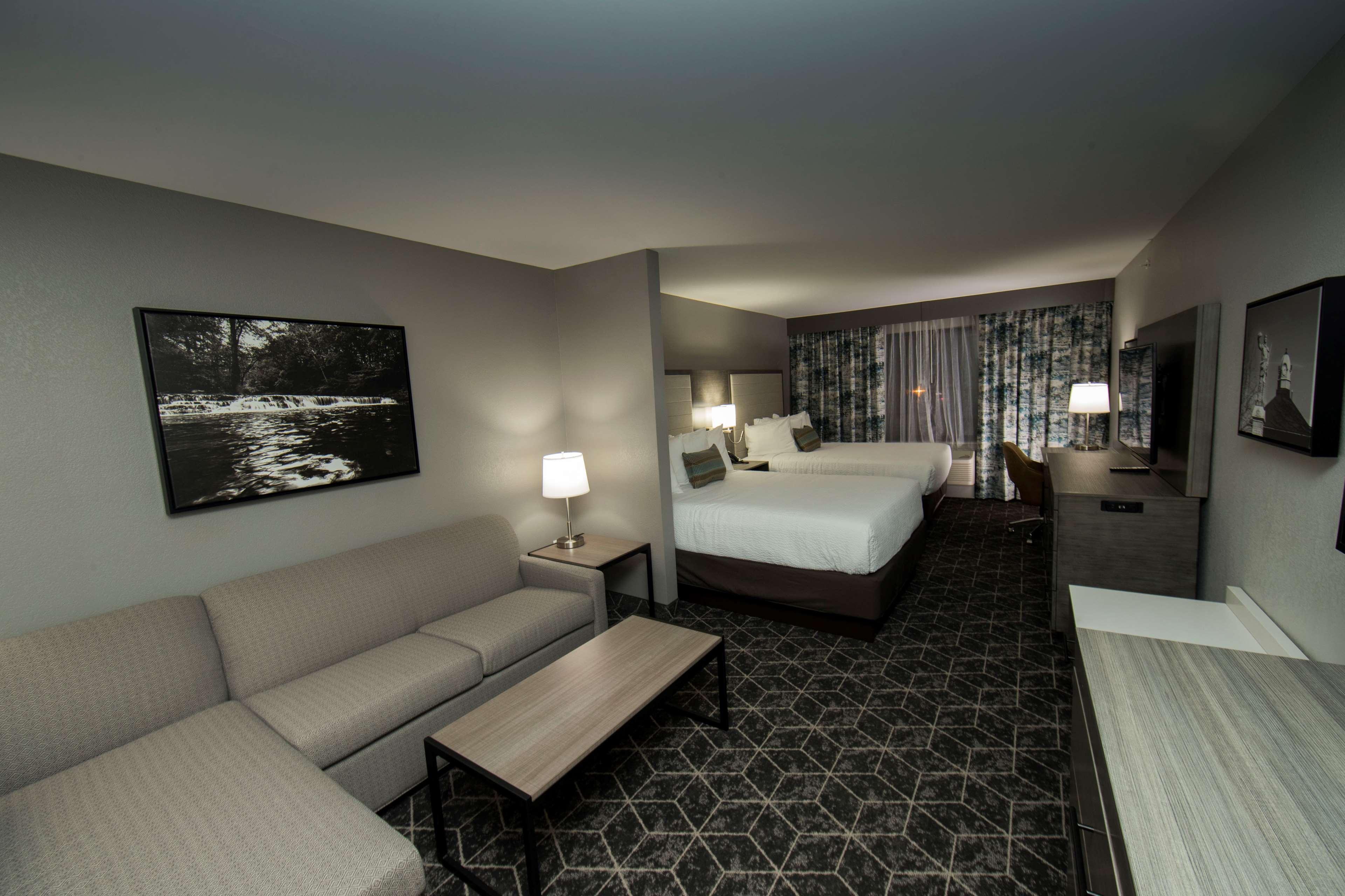Best Western Plus Lawrenceburg מראה חיצוני תמונה