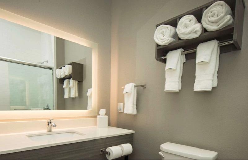 Best Western Plus Lawrenceburg מראה חיצוני תמונה