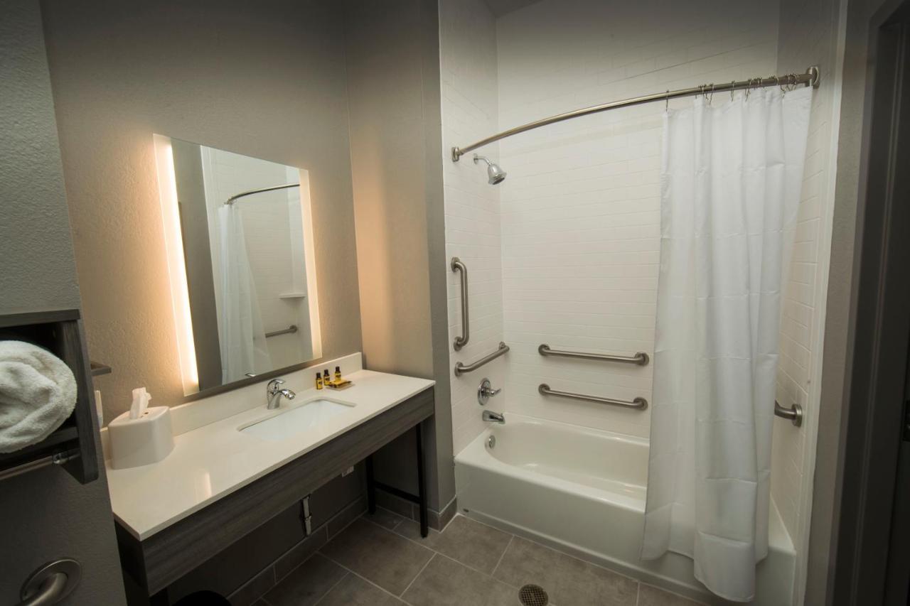 Best Western Plus Lawrenceburg מראה חיצוני תמונה